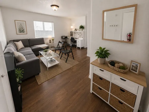 $180,000 | 300 Northwest 84th Terrace, Unit 300, Miami, FL 33150