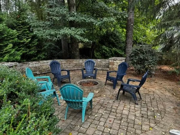 $5,900 | 1495 Spalding Drive, Sandy Springs, GA 30350