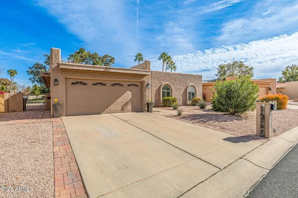 $2,950 | 26241 South Lakemont Drive, Sun Lakes, AZ 85248