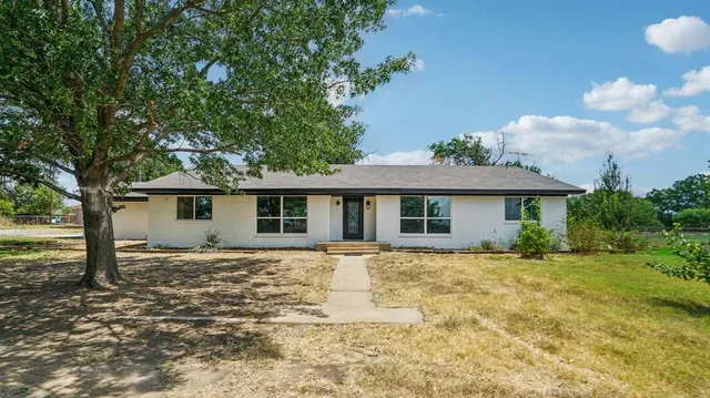 $3,600 | 1222 Golden Hoof Drive, Krum, TX 76249