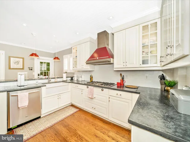 $1,495,000 | 3902 Aspen Street, Chevy Chase, MD 20815