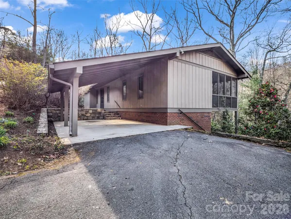 $495,000 | 417 Ivy Road, Black Mountain, NC 28711