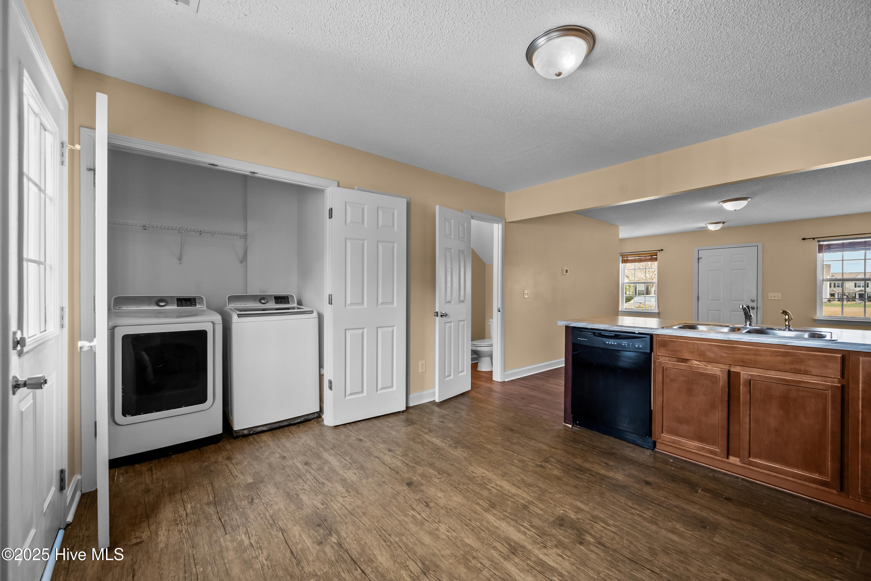 308 Burley Drive, Unit 11 Hubert, NC 28539 - Photo 8 of 23 10-print-_RAD4901