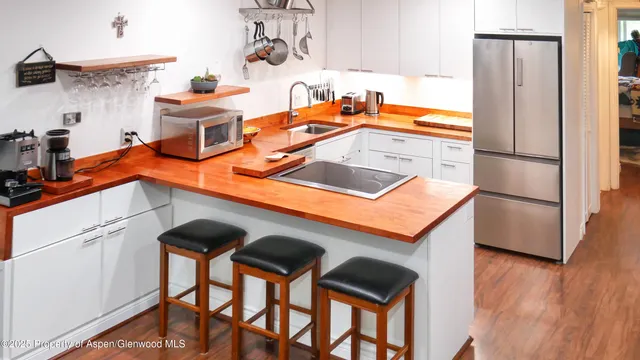 $6,000 | 100 East Dean Street, Unit 2C, Aspen, CO 81611