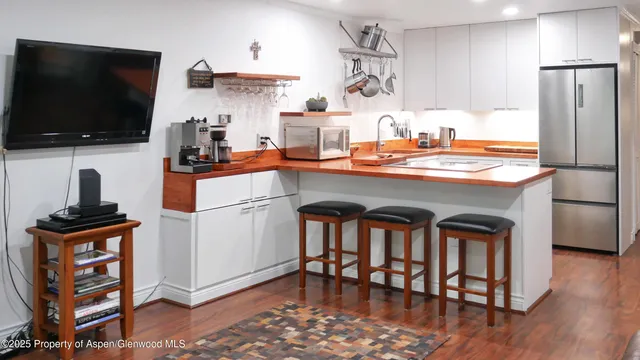 $6,000 | 100 East Dean Street, Unit 2C, Aspen, CO 81611