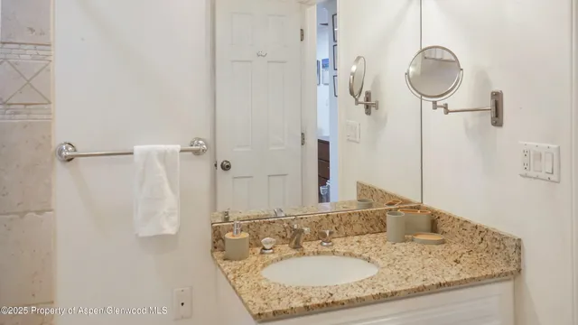 $6,000 | 100 East Dean Street, Unit 2C, Aspen, CO 81611