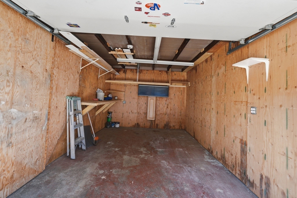 415 Anthony Street Fall River, MA 02721 - Photo 30 of 38