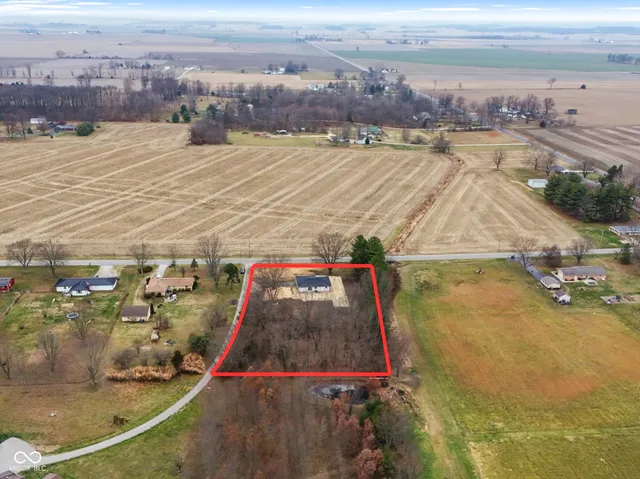$325,000 | 10159 Hodge Road, Clayton, IN 46118
