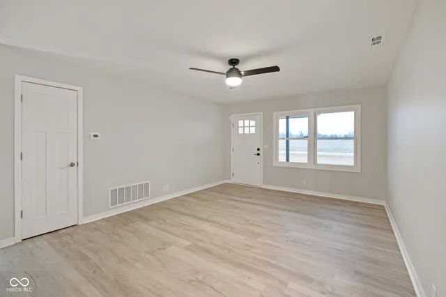 $325,000 | 10159 Hodge Road, Clayton, IN 46118