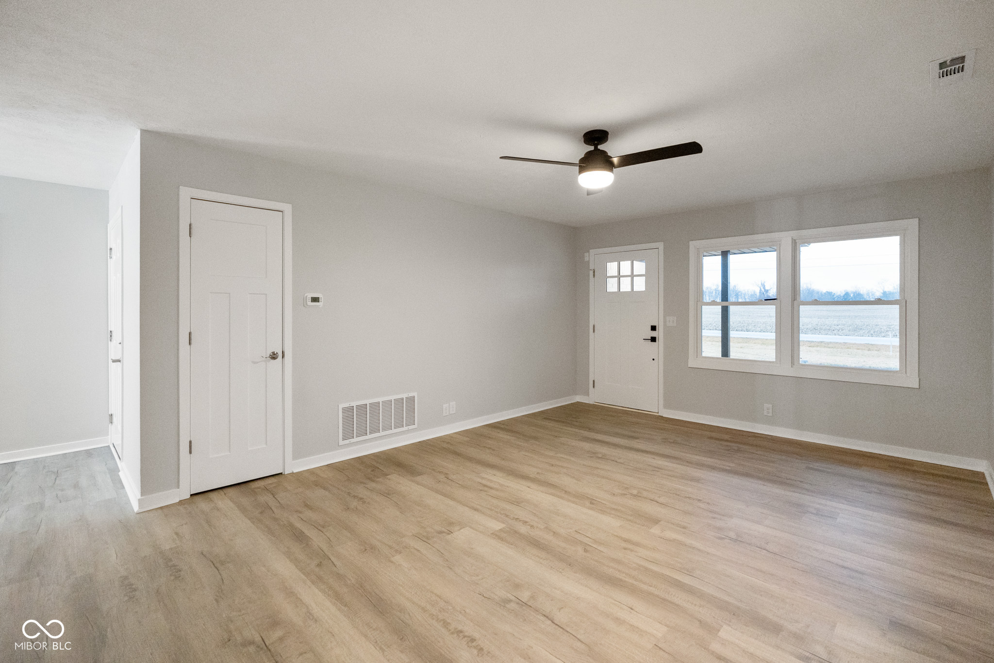 10159 Hodge Road Clayton, IN 46118 - Photo 7 of 42