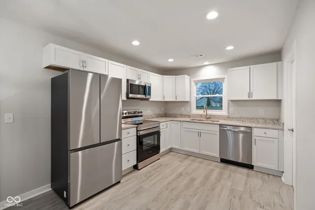 $325,000 | 10159 Hodge Road, Clayton, IN 46118