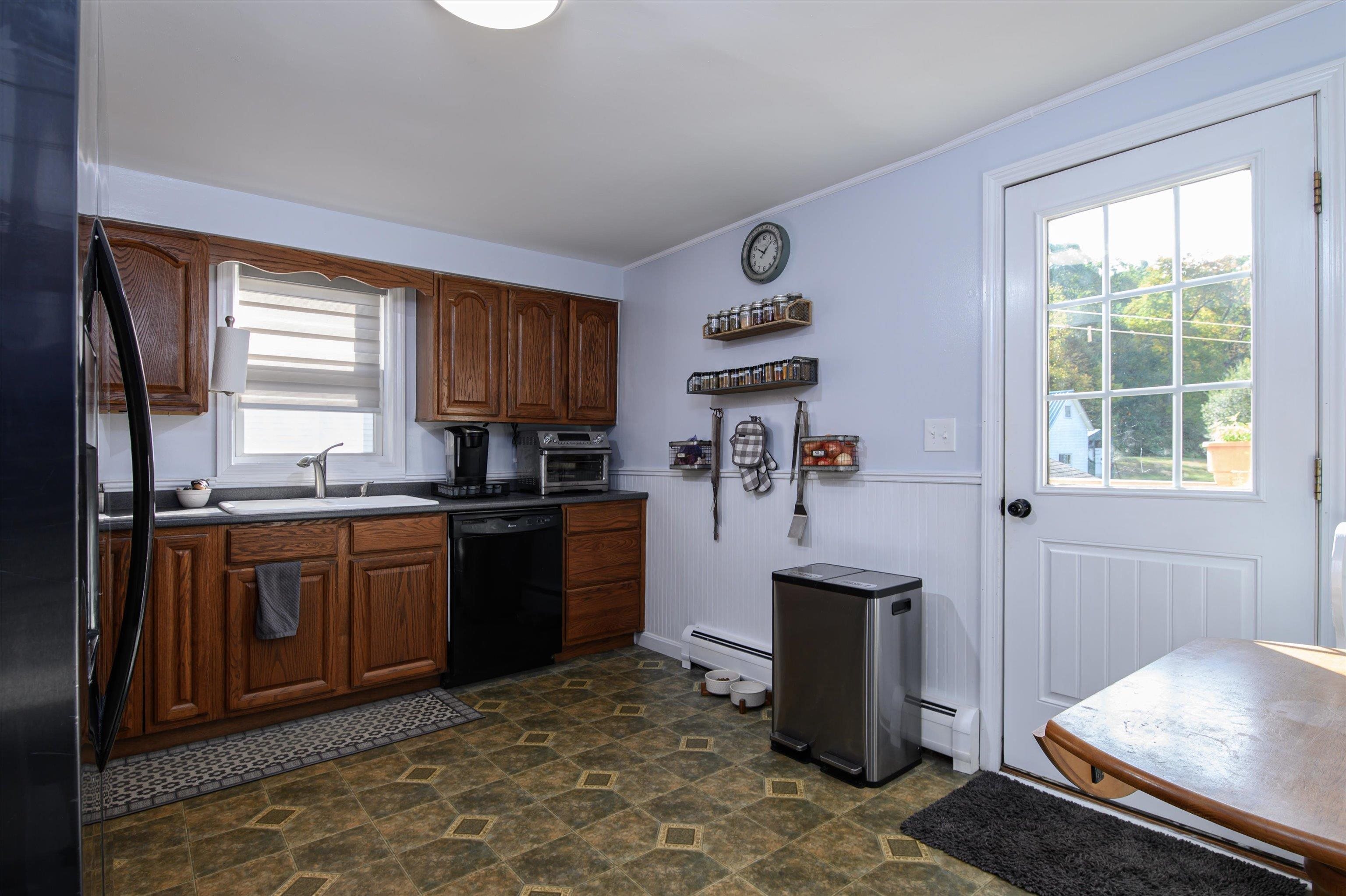 11 Newton Street Proctor, VT 05765 - Photo 10 of 55