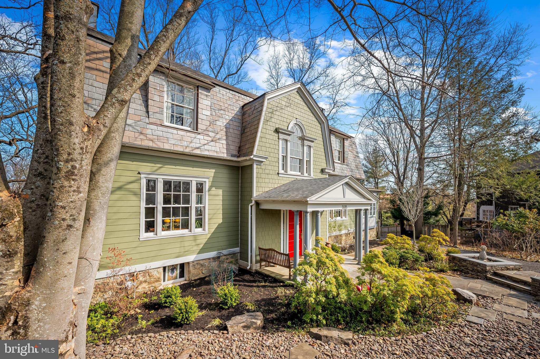 1605 Terrace Road Baltimore, MD 21209 - Photo 3 of 45 a front view of a house with garden