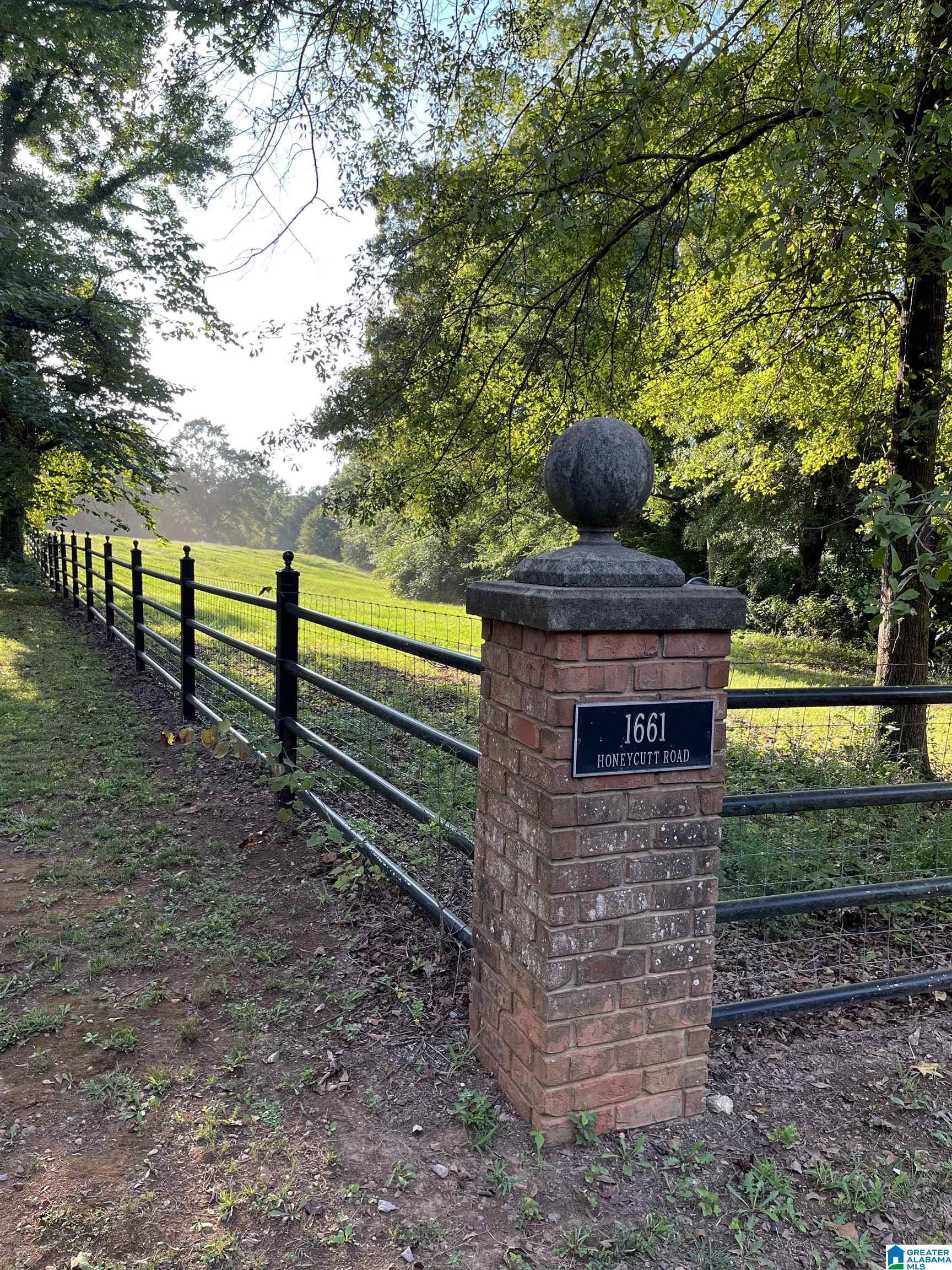 1661 Honeycutt Road Locust Fork, AL 35097 - Photo 2 of 49