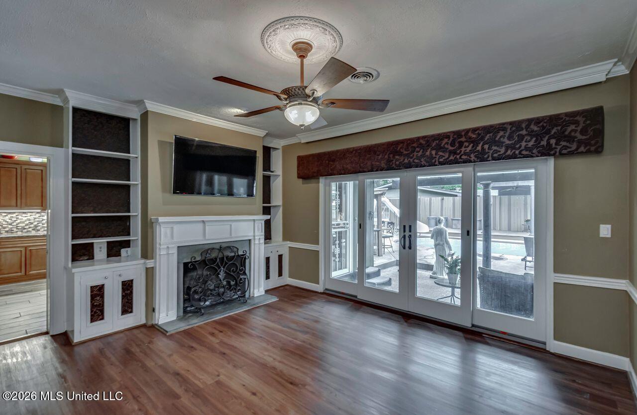 1016 Meadowbrook Road Jackson, MS 39206 - Photo 12 of 33 1lVMSEcw