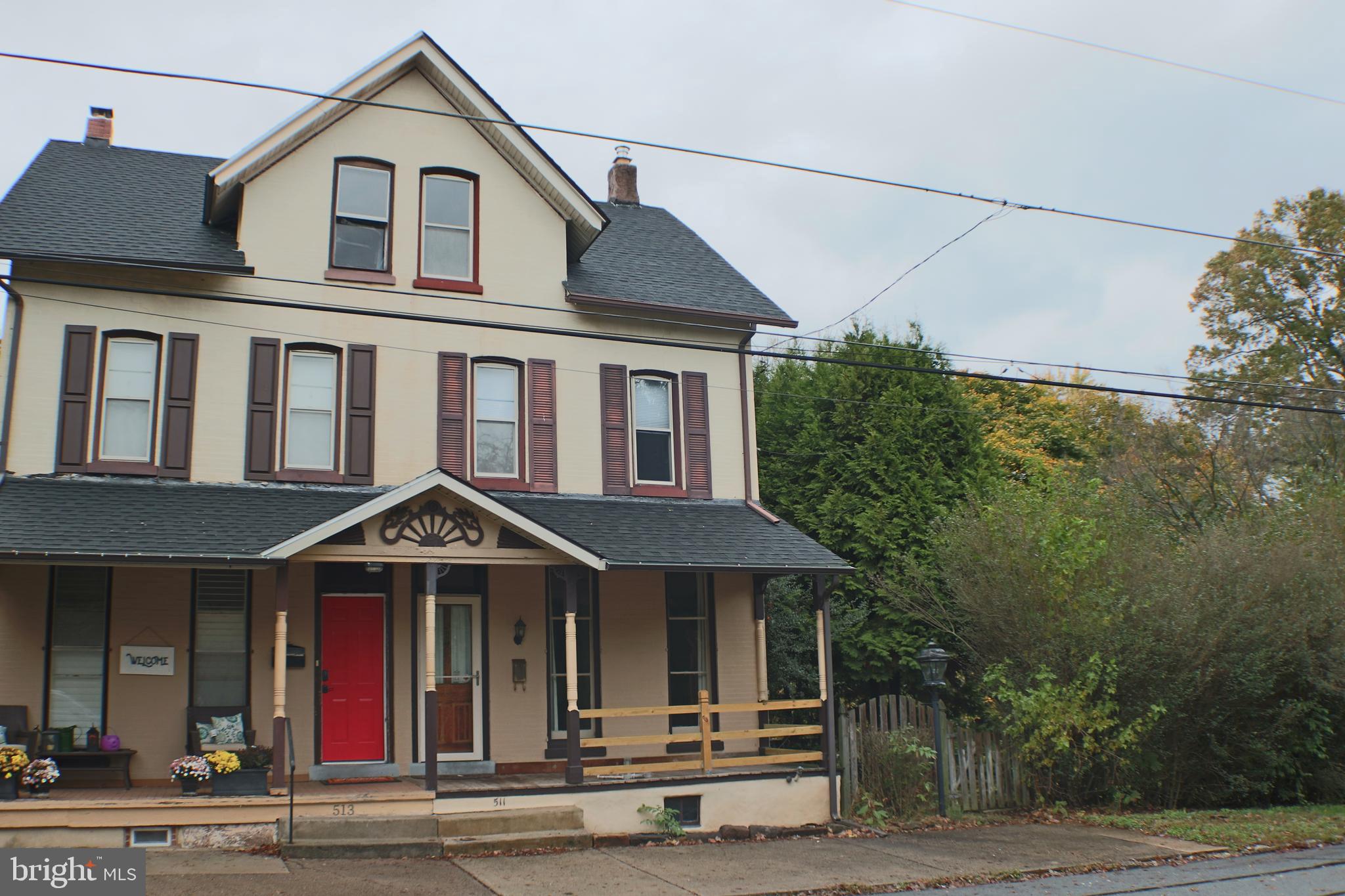511 Arch Street Spring City, PA 19475 - Photo 1 of 29