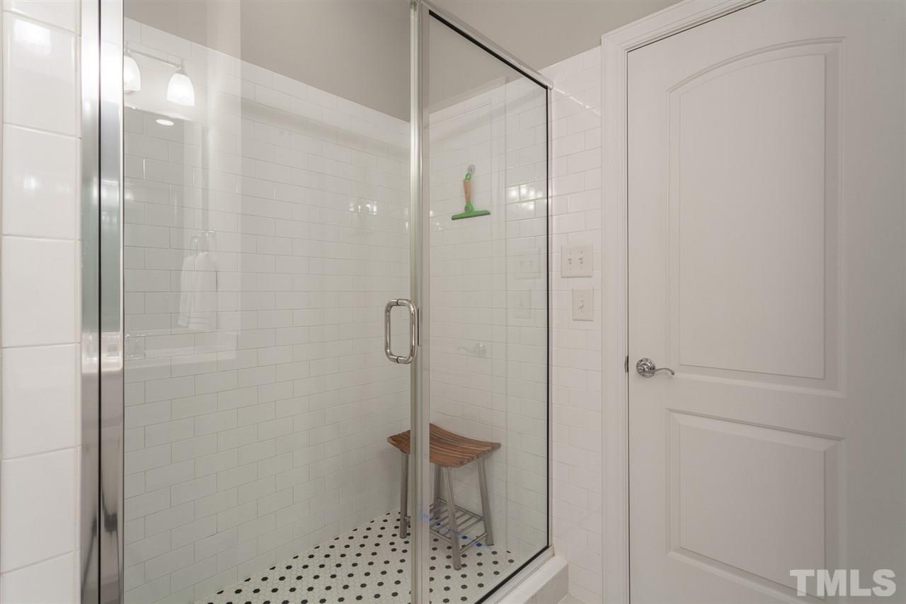 523 Ledbetter Court Raleigh, NC 27608 - Photo 13 of 15