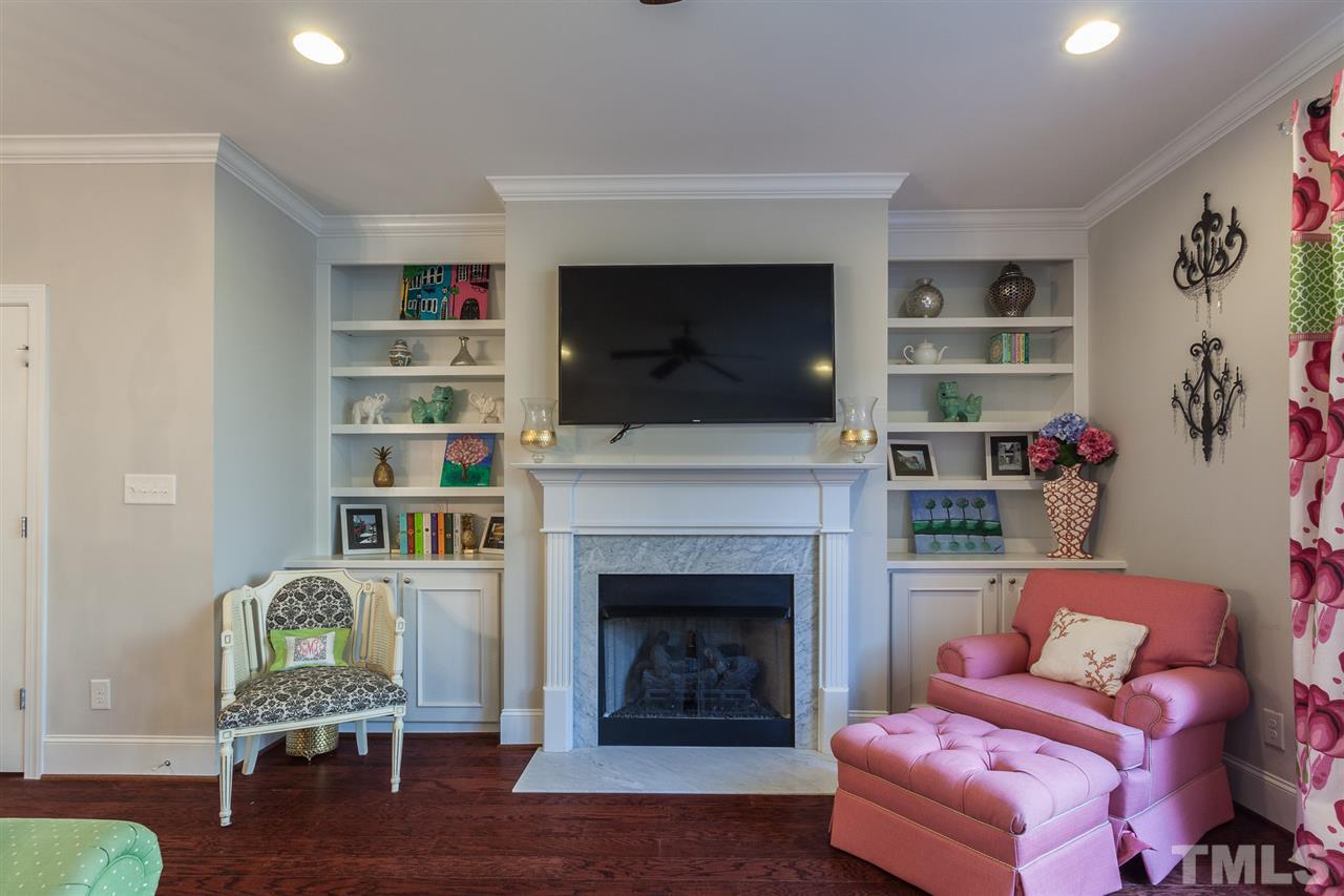 523 Ledbetter Court Raleigh, NC 27608 - Photo 9 of 15