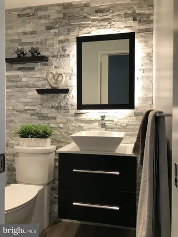 $5,800 | 602 H Street Southwest, Washington, DC 20024