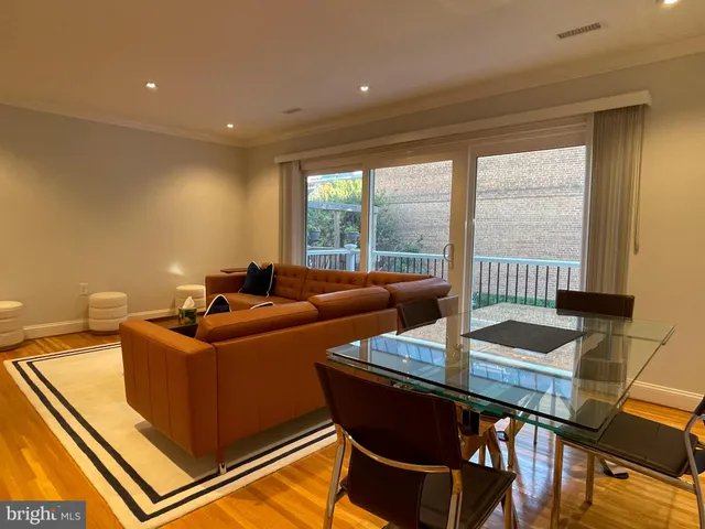 $5,800 | 602 H Street Southwest, Washington, DC 20024