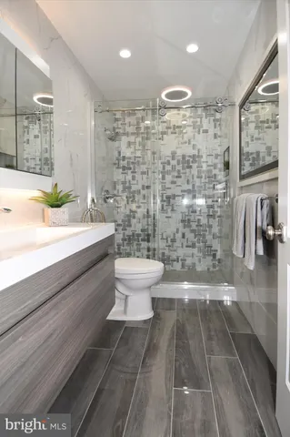 $5,800 | 602 H Street Southwest, Washington, DC 20024