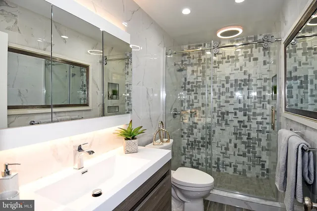 $5,800 | 602 H Street Southwest, Washington, DC 20024