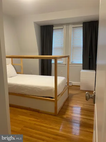 $5,800 | 602 H Street Southwest, Washington, DC 20024