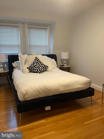 $5,800 | 602 H Street Southwest, Washington, DC 20024