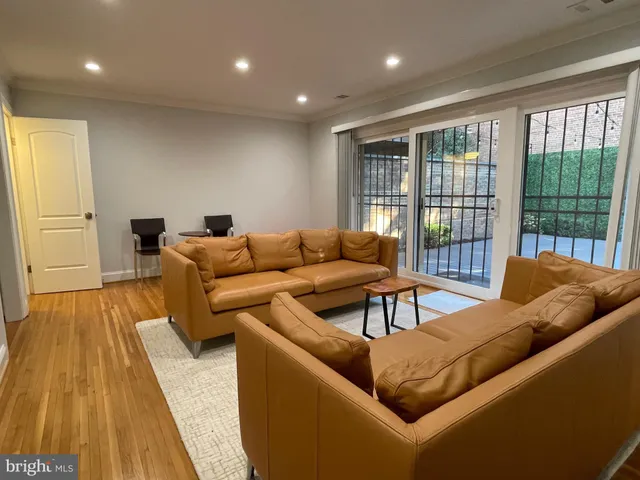 $5,800 | 602 H Street Southwest, Washington, DC 20024