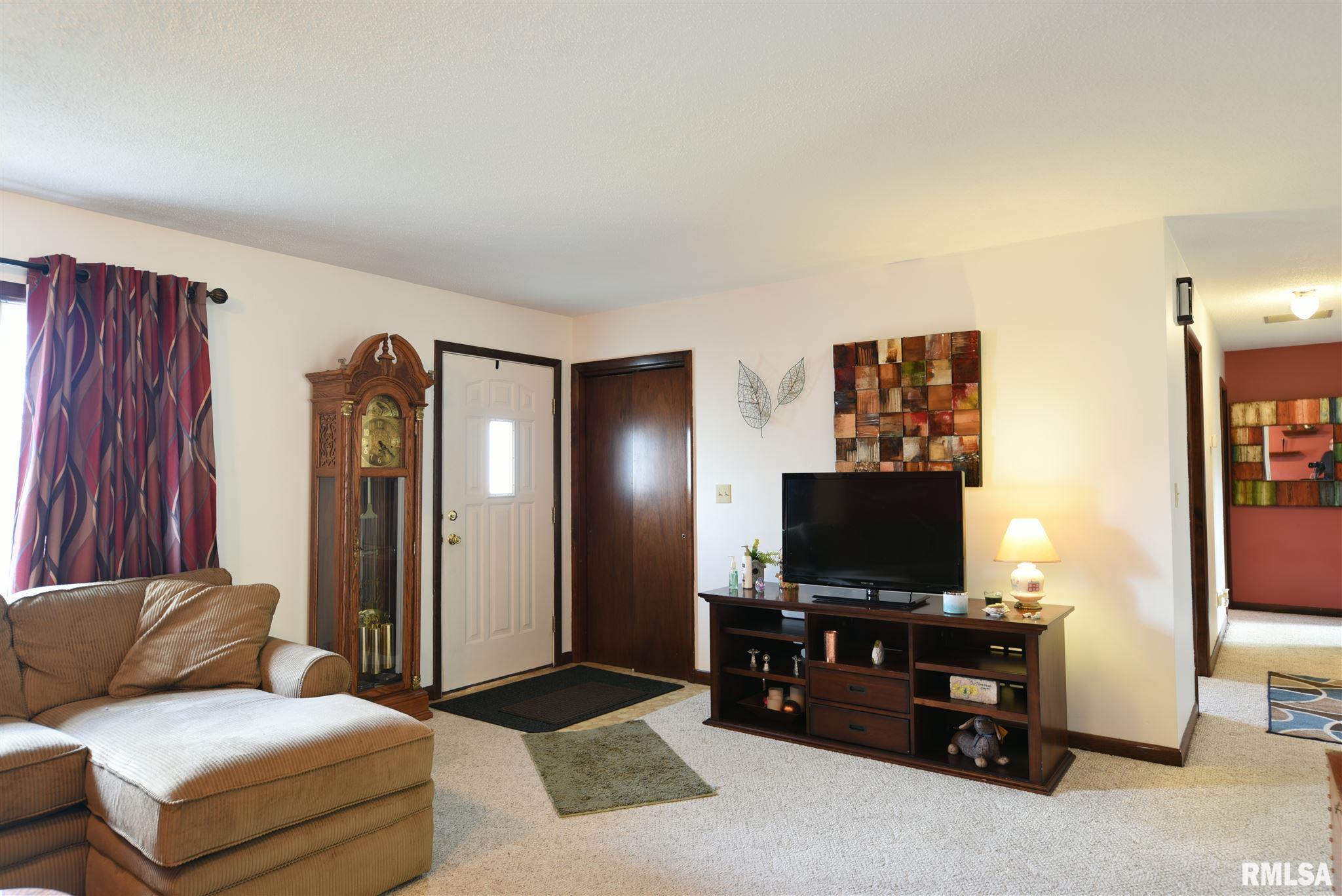 4600 Trevi Drive Springfield, IL 62703 - Photo 4 of 31 Gallery Image 4