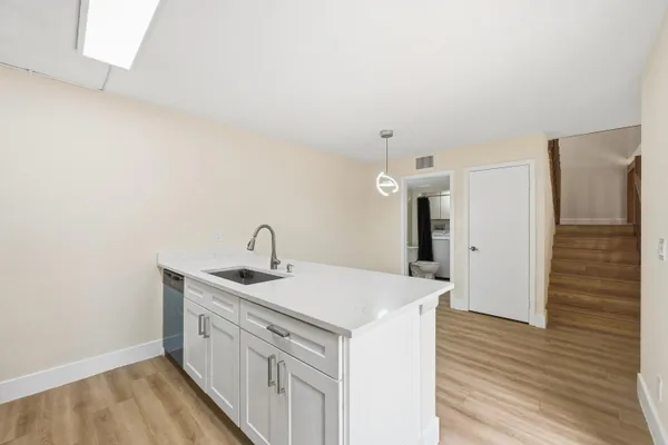 $2,800 | 8337 North Coral Circle, North Lauderdale, FL 33068