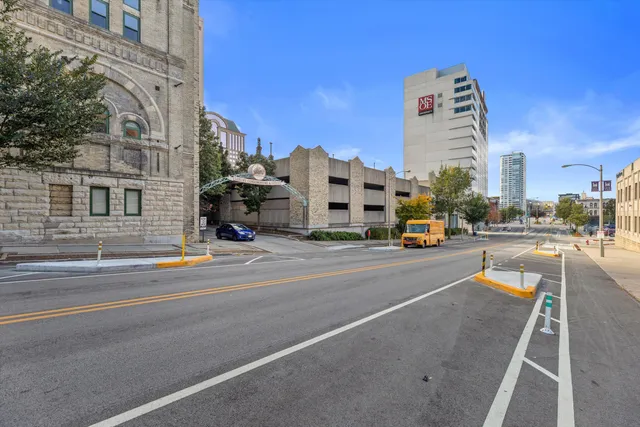 $183,000 | 270 East Highland Avenue, Unit 715, Milwaukee, WI 53202