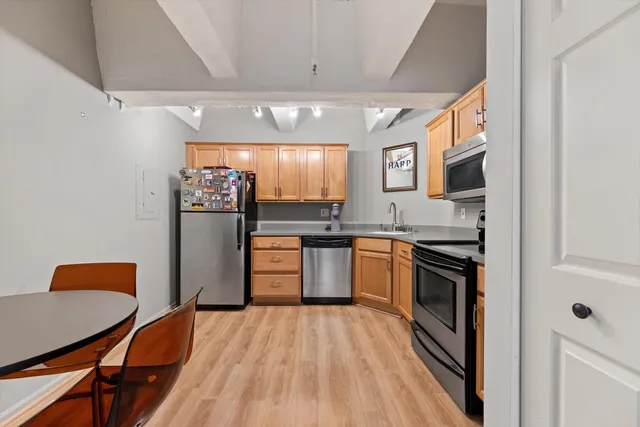 $183,000 | 270 East Highland Avenue, Unit 715, Milwaukee, WI 53202