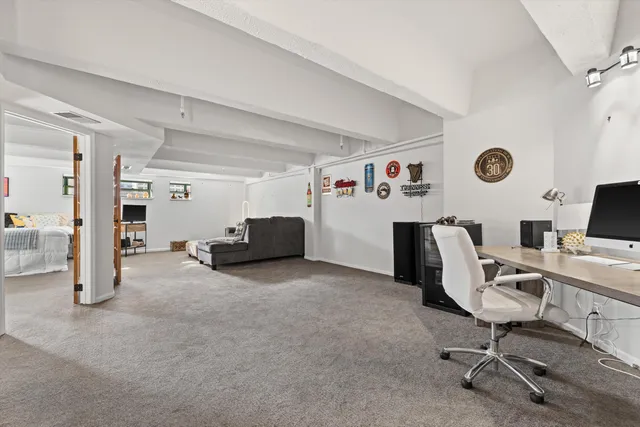 $183,000 | 270 East Highland Avenue, Unit 715, Milwaukee, WI 53202