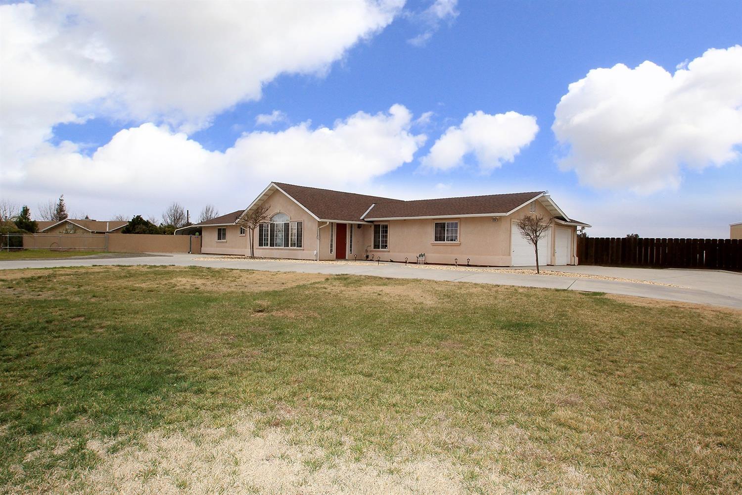 16564 Paula Road Madera, CA 93636 - Photo 1 of 30 Gallery Image 1