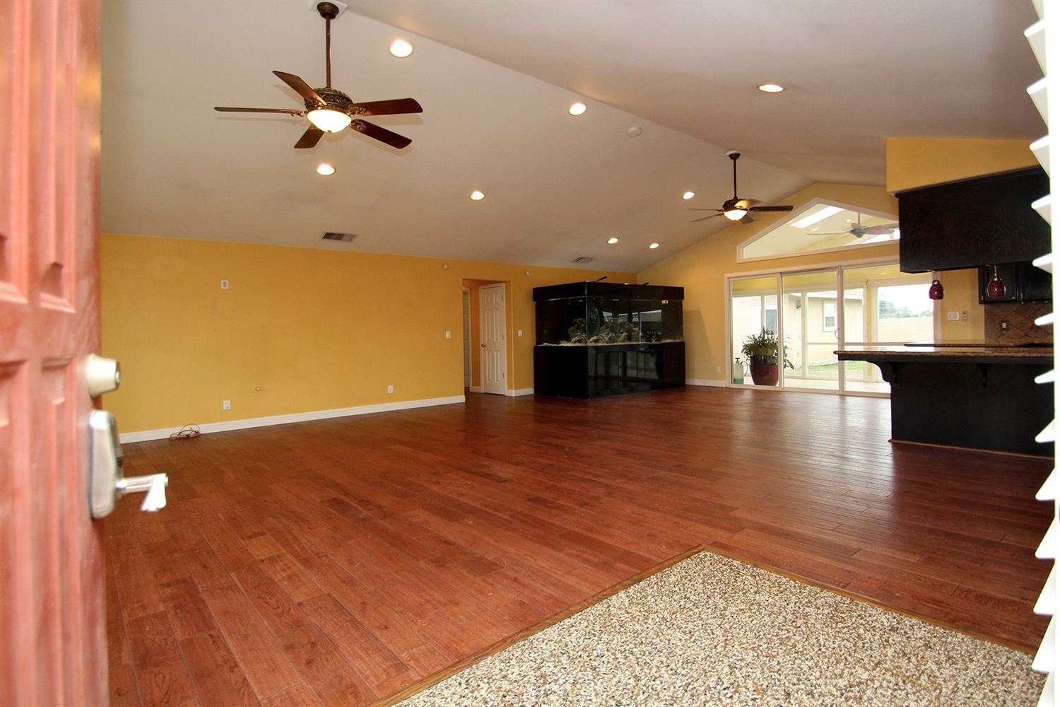 16564 Paula Road Madera, CA 93636 - Photo 7 of 30 Gallery Image 7