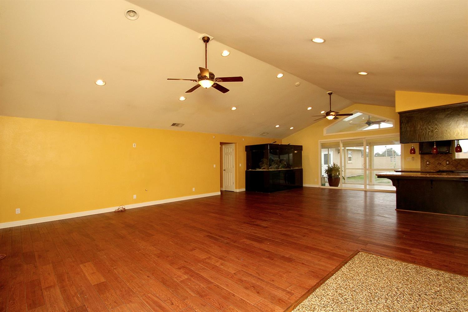 16564 Paula Road Madera, CA 93636 - Photo 8 of 30 Gallery Image 8