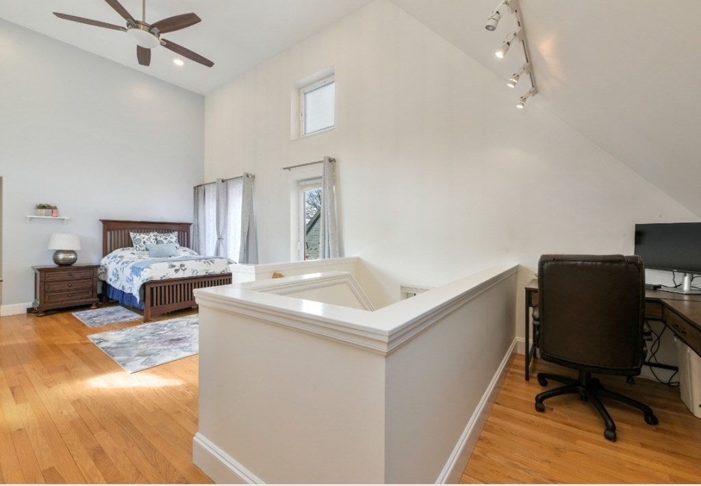 492 Beacon Street, Unit 82 Boston, MA 02115 - Photo 11 of 21 a view of a livingroom with furniture and a ceiling fan