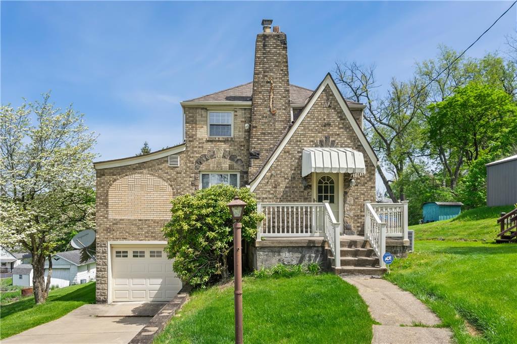 17 Lilly Lane, Manor, PA 15665 Compass