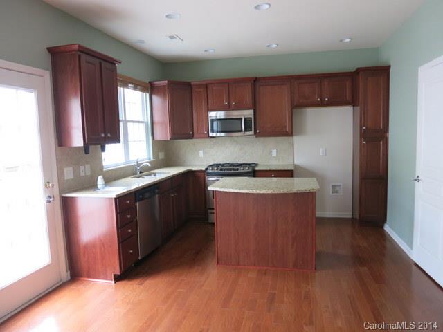 1058 Drayton Court, Unit YORK Fort Mill, SC 29708 - Photo 6 of 16 Gallery Image 6