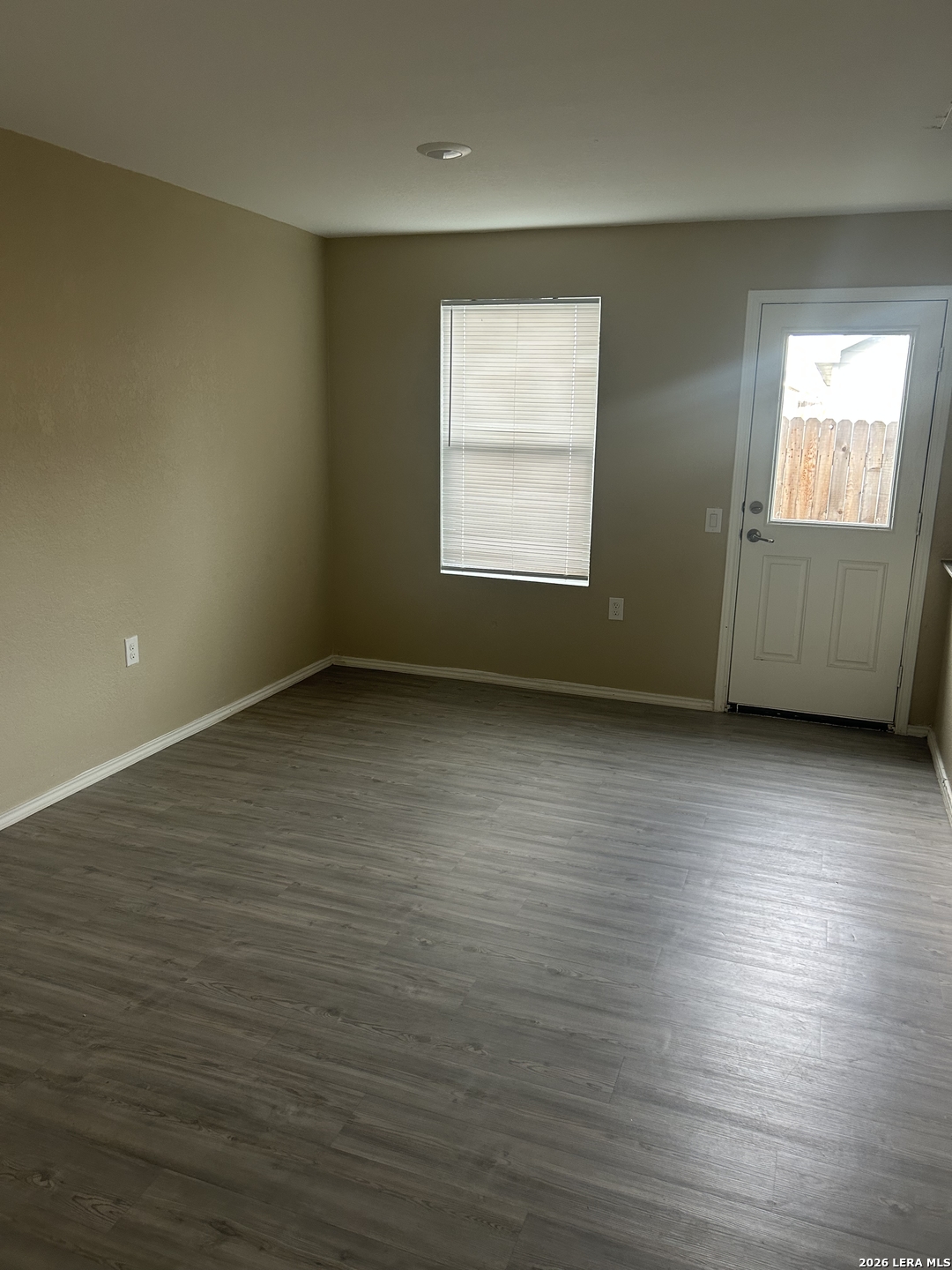 1038 Janzen Road San Antonio, TX 78221 - Photo 3 of 14