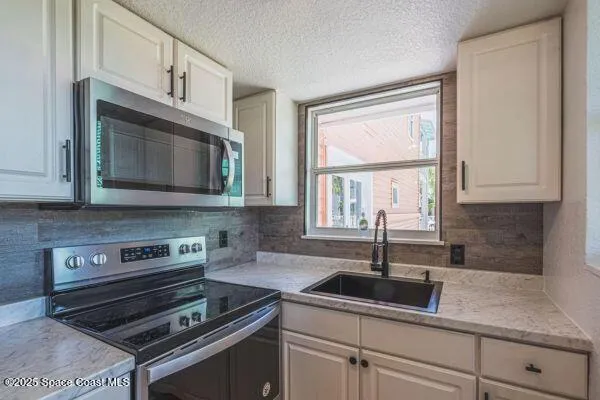 $1,950 | 693 Law Street, Unit B, Melbourne, FL 32935