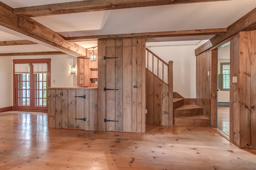 59 Kendall Hill Road Mont Vernon, NH 03057 - Photo 3 of 40 Gallery Image 3