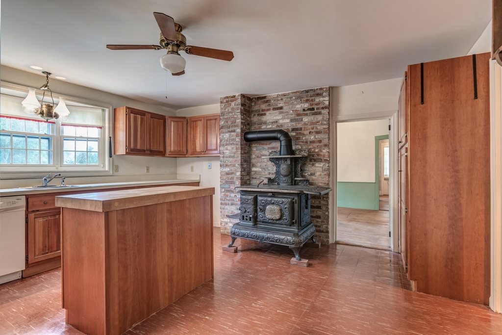 59 Kendall Hill Road Mont Vernon, NH 03057 - Photo 7 of 40 Gallery Image 7