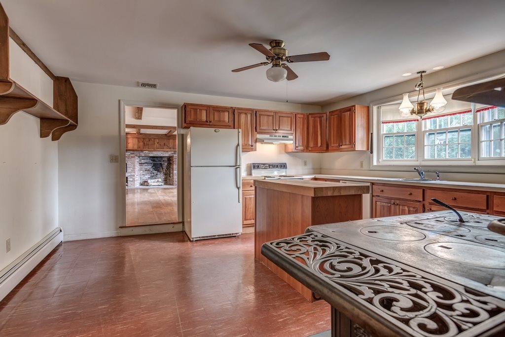 59 Kendall Hill Road Mont Vernon, NH 03057 - Photo 10 of 40 Gallery Image 10