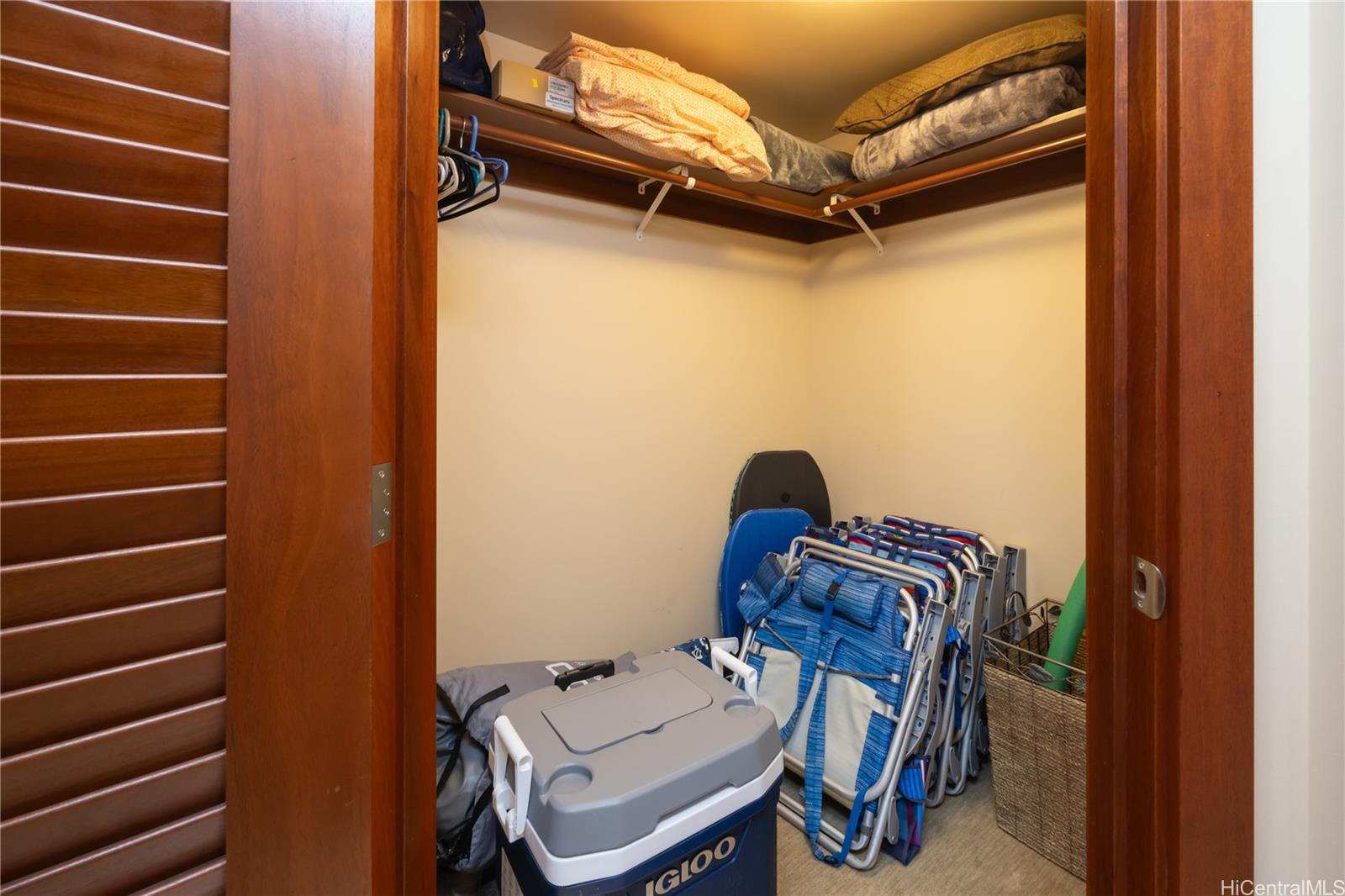 92-104 Waialii Place, Unit O202 Kapolei, HI 96707 - Photo 22 of 25 a view of hallway with stairs