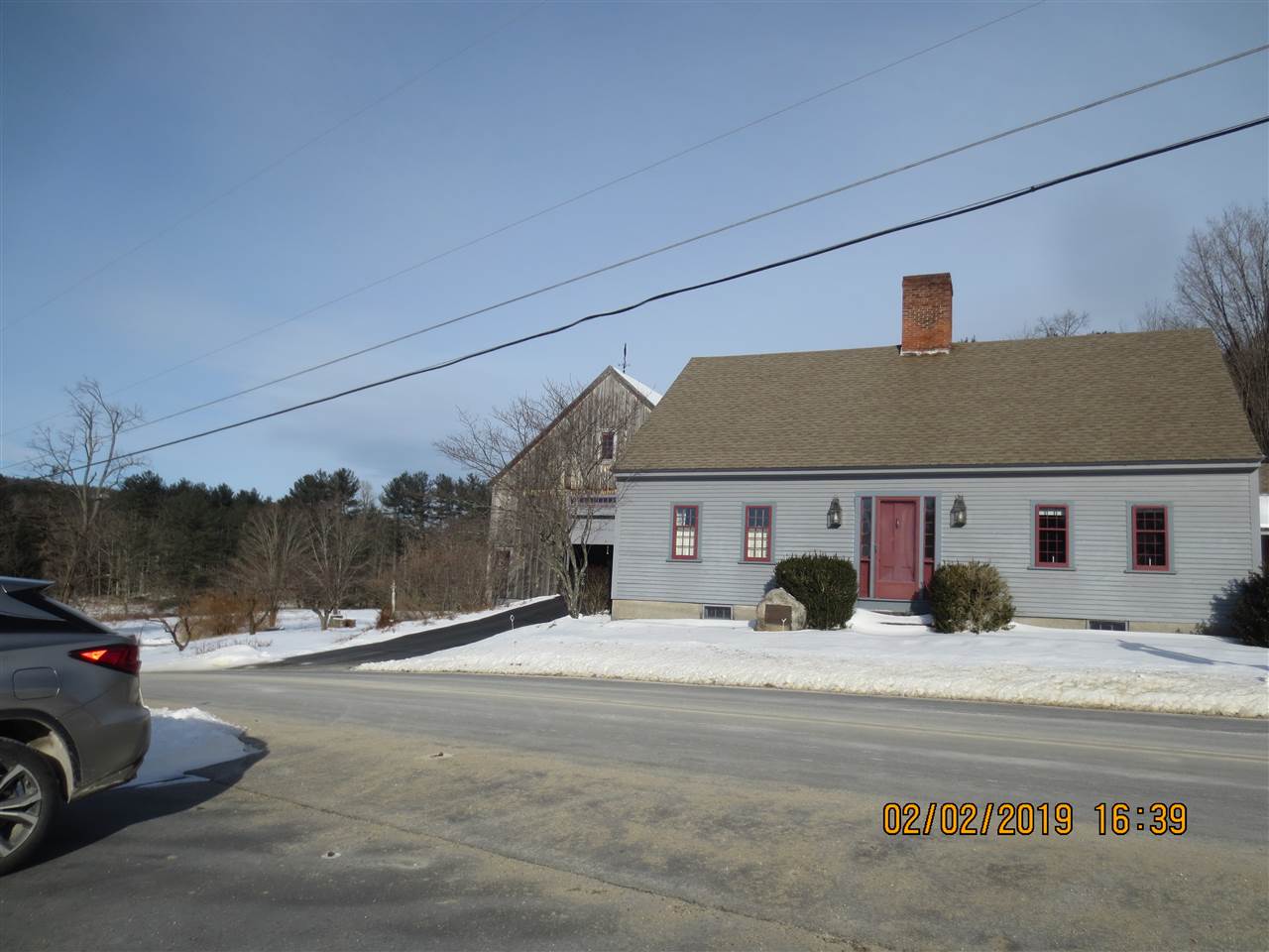 114 Horace Greeley Road Amherst, NH 03031 - Photo 2 of 40
