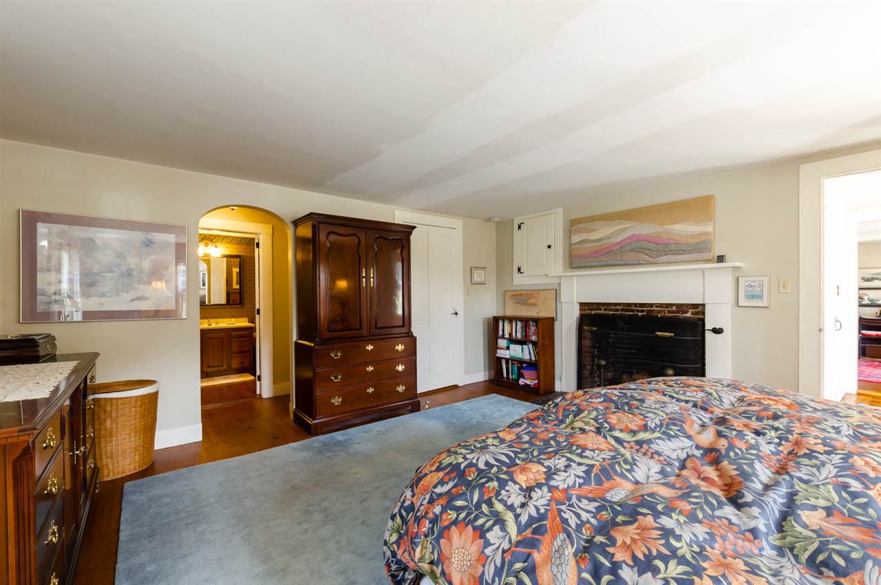 114 Horace Greeley Road Amherst, NH 03031 - Photo 12 of 40