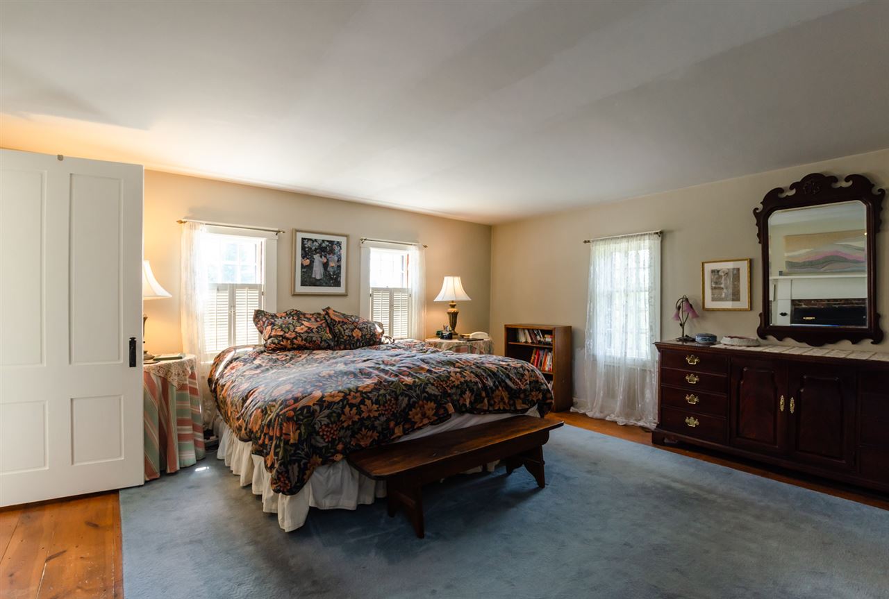 114 Horace Greeley Road Amherst, NH 03031 - Photo 13 of 40