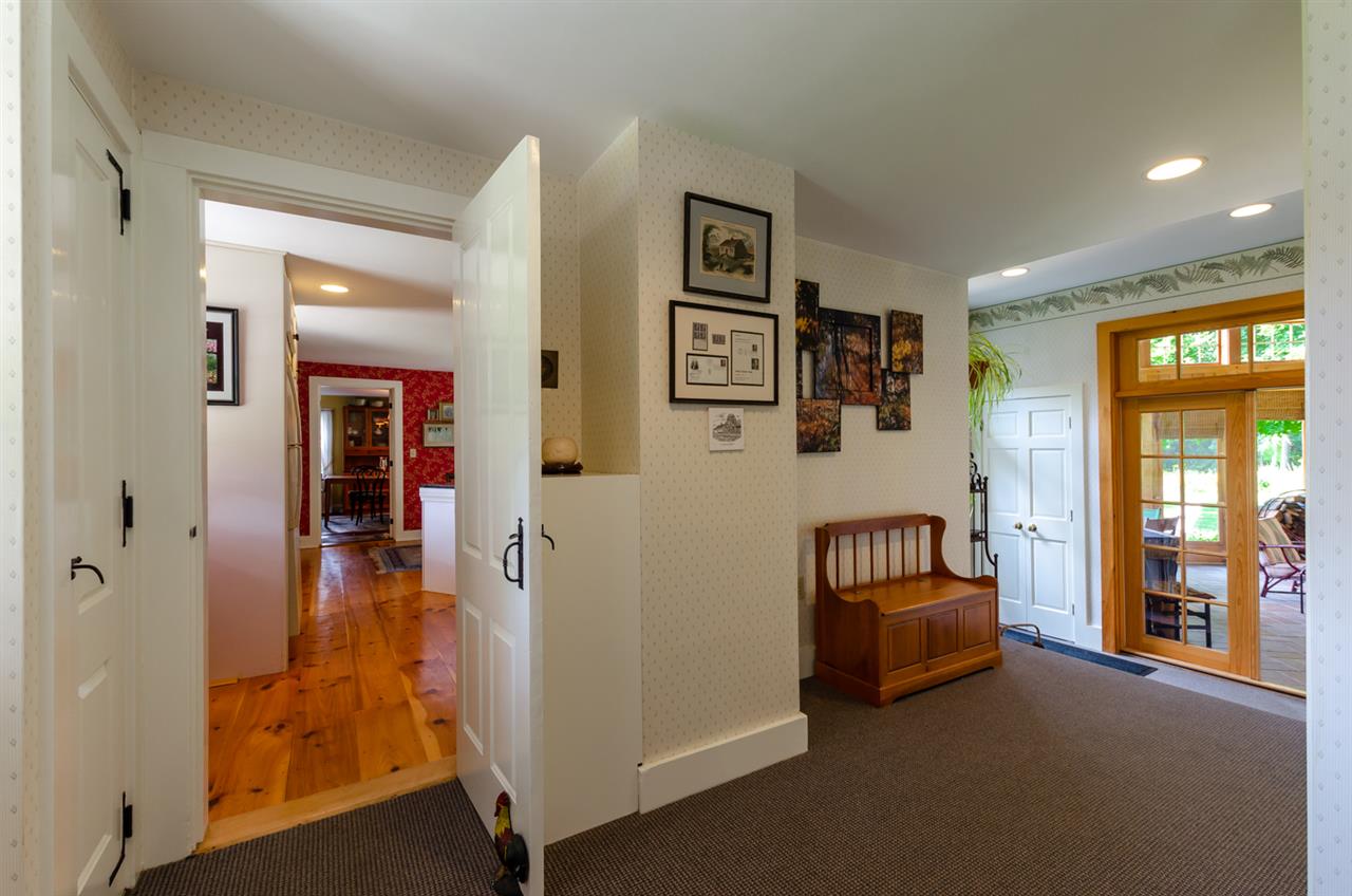 114 Horace Greeley Road Amherst, NH 03031 - Photo 19 of 40